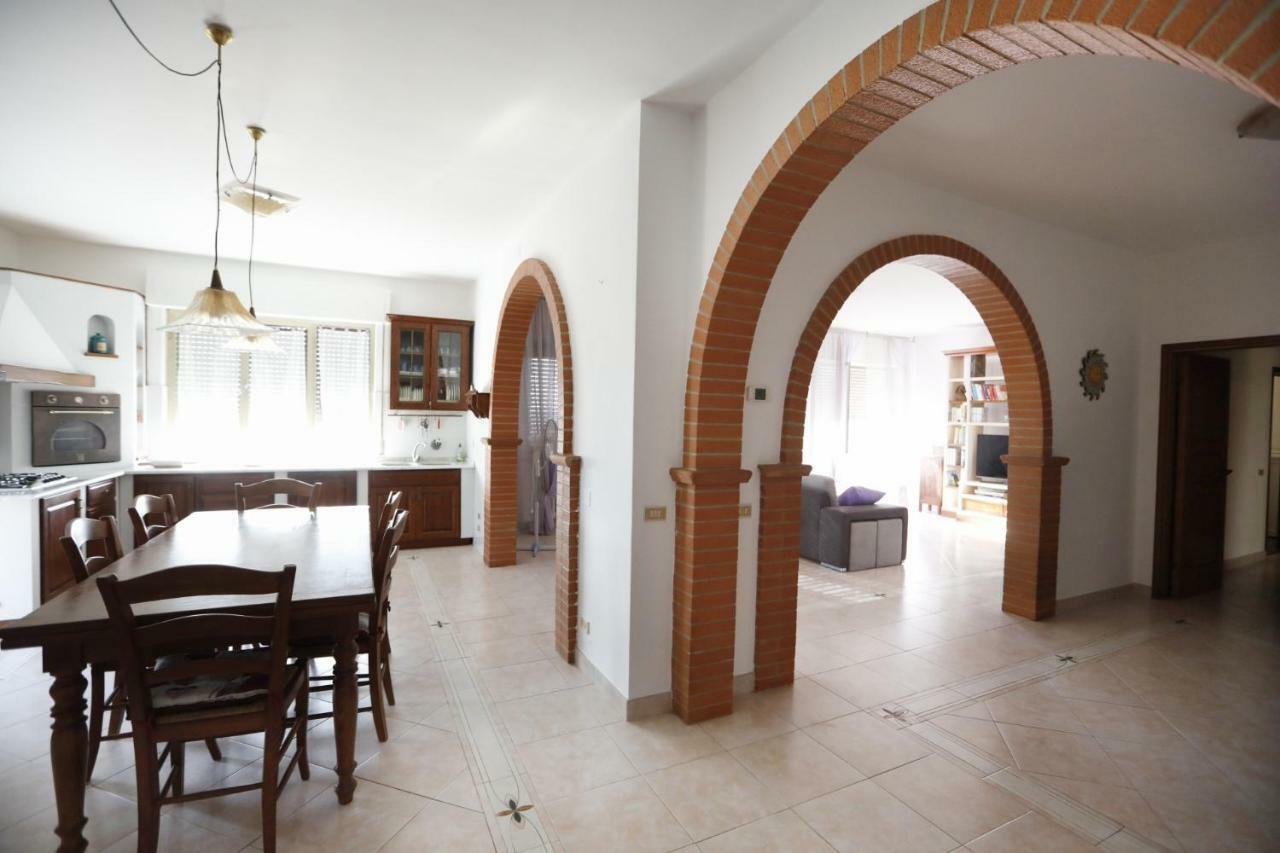 Casa Di Katia Apartman Collesalvetti Kültér fotó